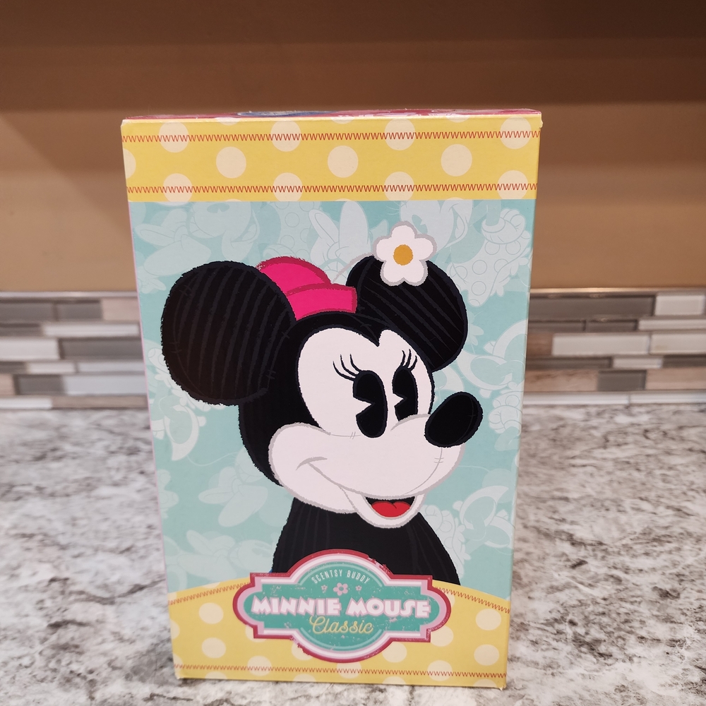 Scentsy Minnie Mouse Scentsy Buddy